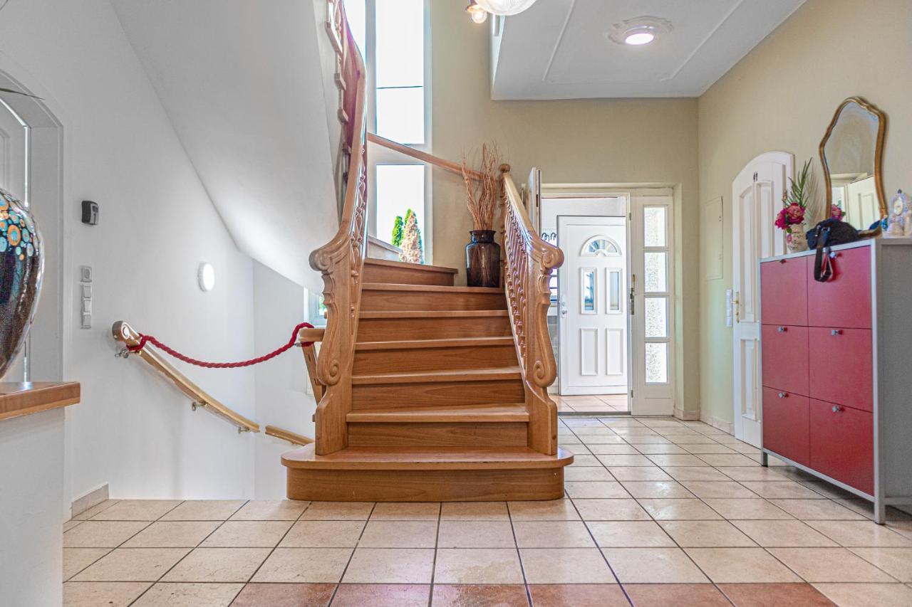 Exquisite Shared Villa - Your Private Room In This Beautiful Home Wien Exterior foto