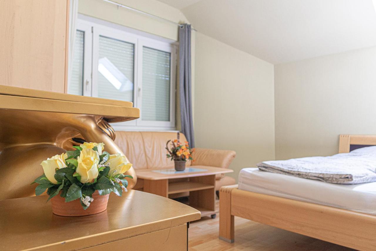 Exquisite Shared Villa - Your Private Room In This Beautiful Home Wien Exterior foto