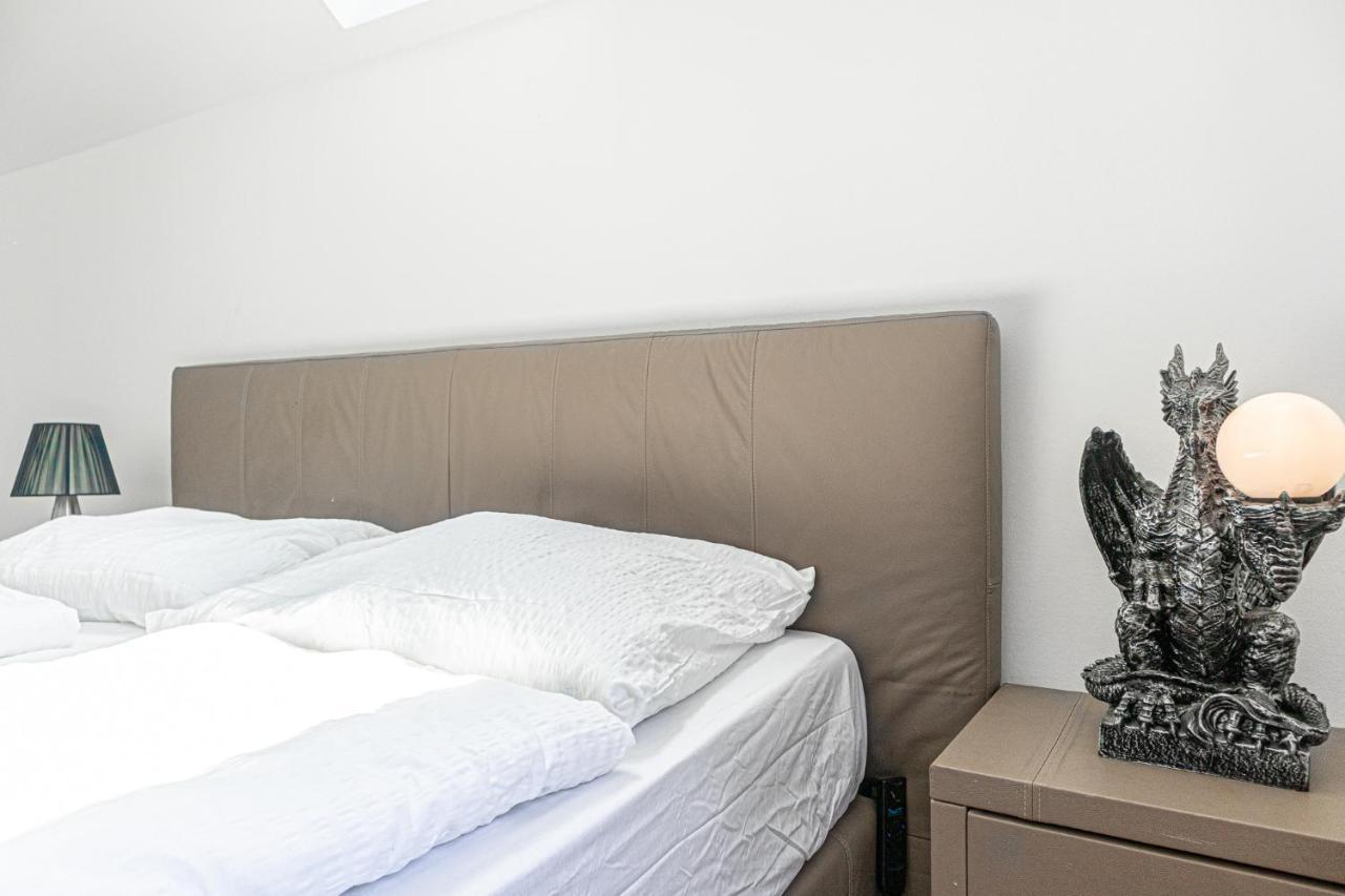 Exquisite Shared Villa - Your Private Room In This Beautiful Home Wien Exterior foto